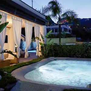 Luxury Taorum With Spectacular Sea Views In , Taormina Włochy